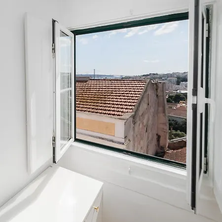 Apartment 6br Luxury With River Views & Ac