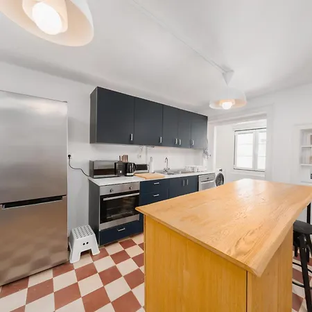 6br Luxury With River Views & Ac